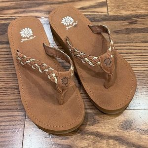 YellowBox flip flops